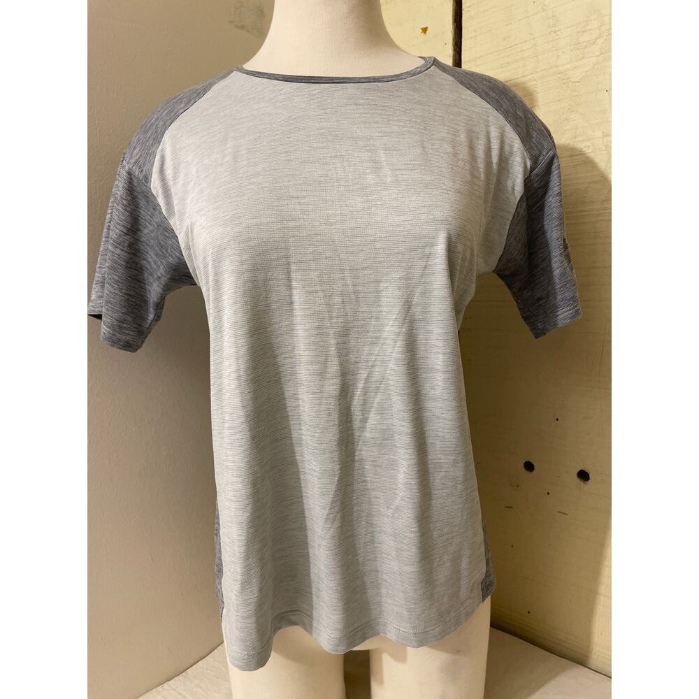 REI Co-op Womens Medium Active Pursuits T-Shirt Gray Running Hiking Outdoor